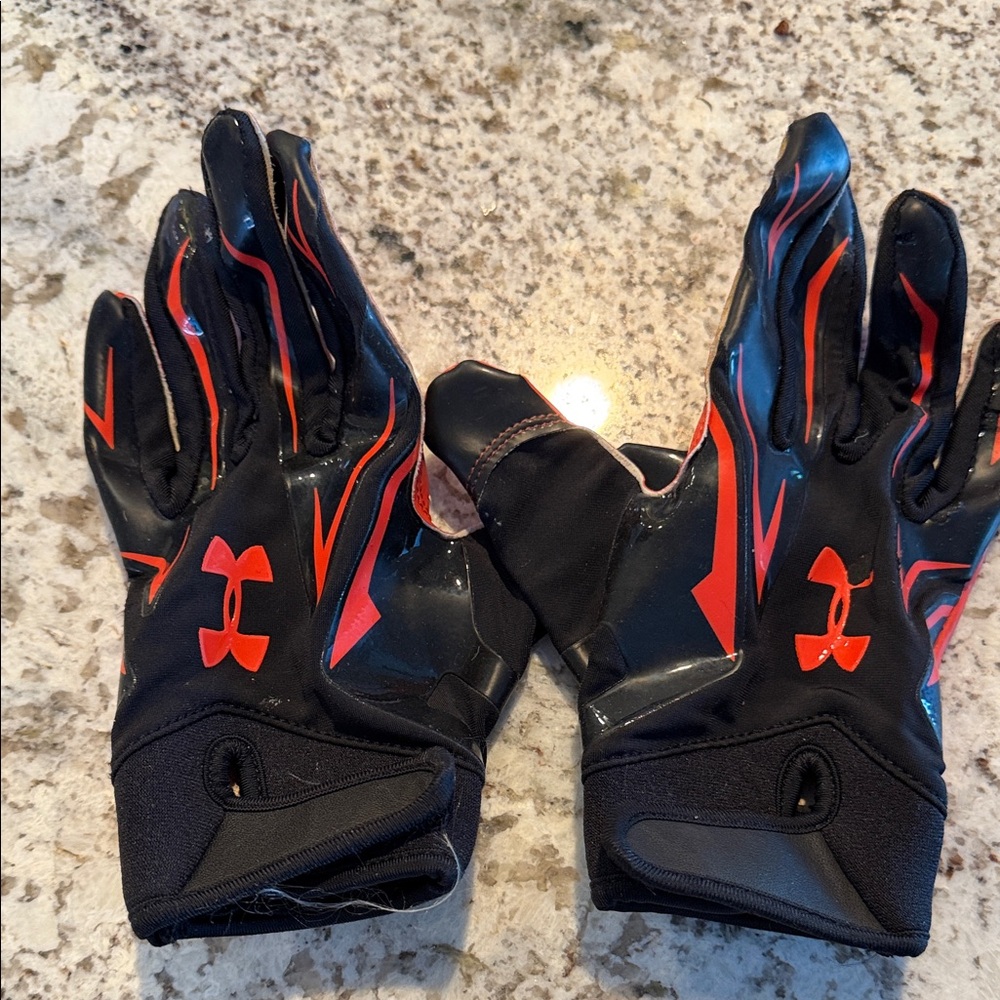 Under Armour Black flag football Gloves with orange  Highlights boys large
